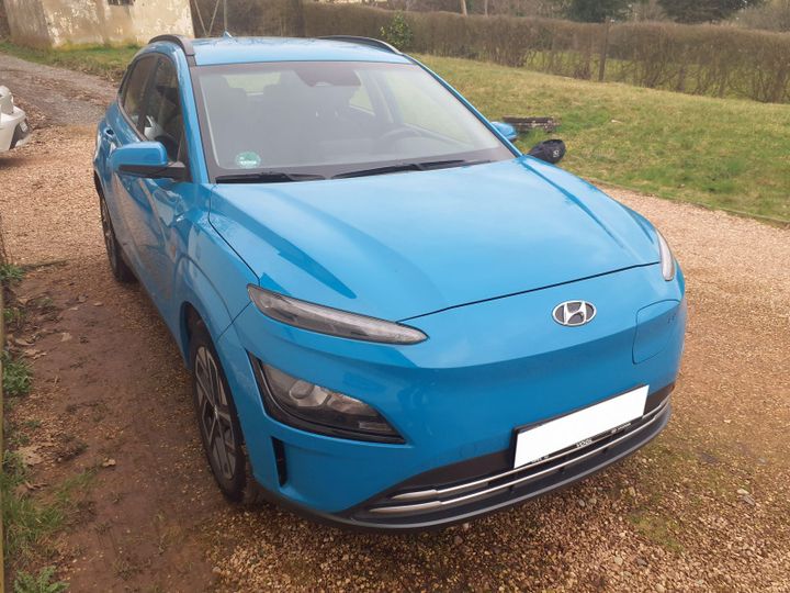 HYUNDAI KONA 2022 tmak281hfnj047113