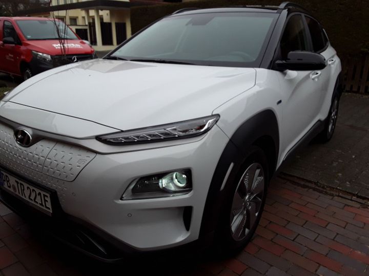 HYUNDAI KONA 2021 tmak581gflj012872