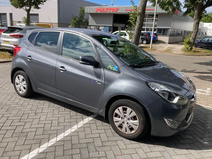 HYUNDAI IX20 2011 tmapu81cabj021416