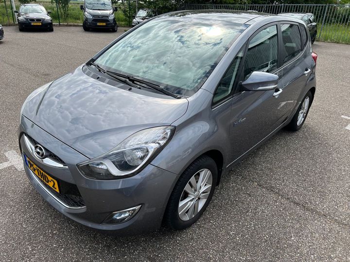 HYUNDAI IX20 2012 tmapu81cacj052979