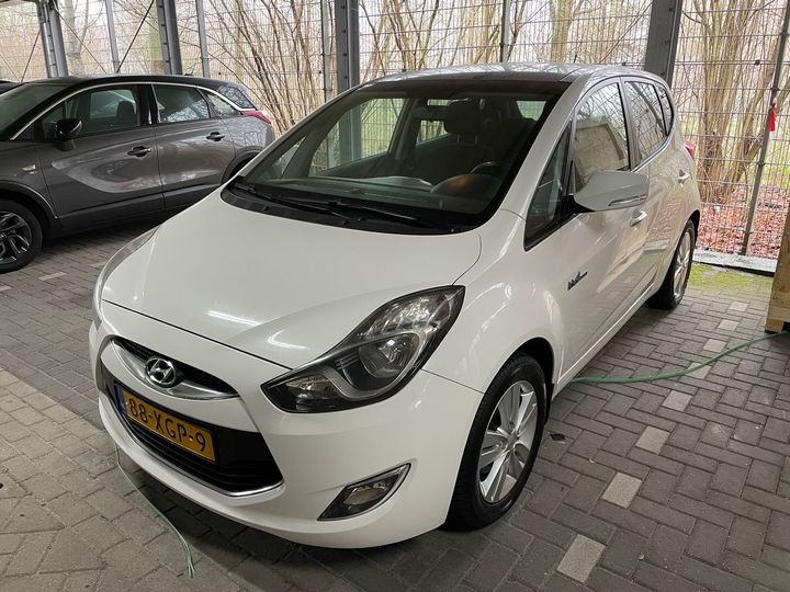 HYUNDAI IX20 2012 tmapu81cacj081638