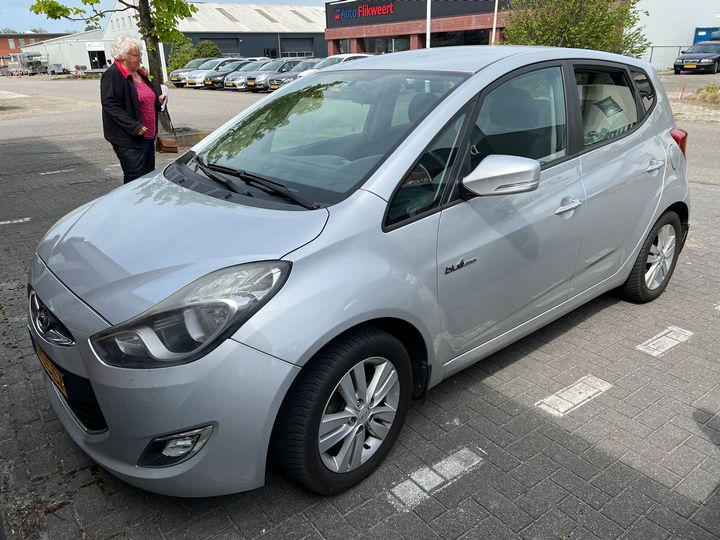 HYUNDAI IX20 2013 tmapu81cadj113532