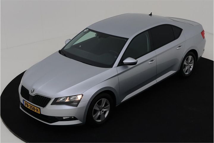 SKODA SUPERB 2017 tmbaa7np9h7557816