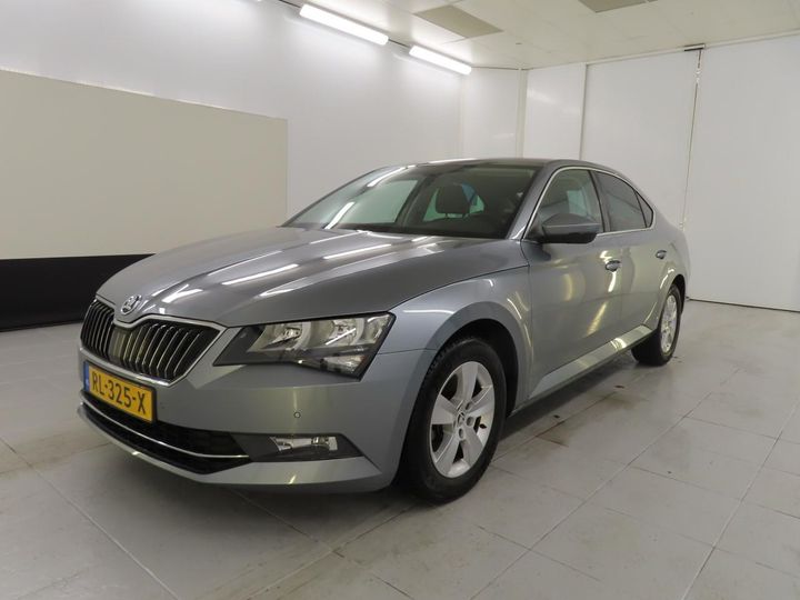 SKODA SUPERB 2018 tmbab7np6j7554553