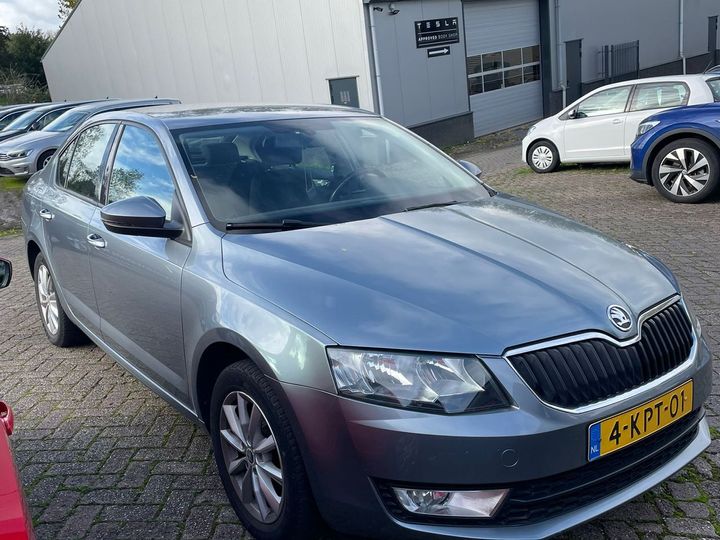 SKODA OCTAVIA 2013 tmbab9ne6e0012684