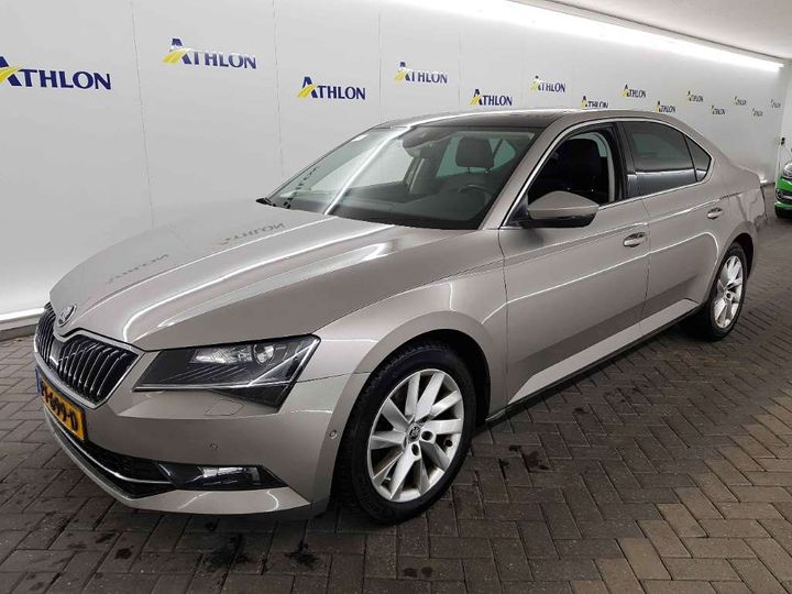 SKODA SUPERB 2017 tmbab9np1j7522573