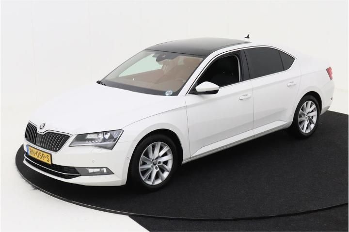 SKODA SUPERB 2018 tmbab9np2j7551063