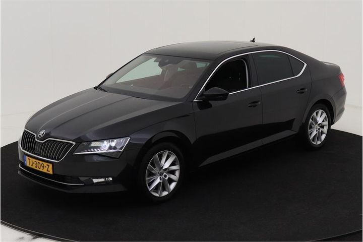 SKODA SUPERB 2018 tmbab9np3j7568549