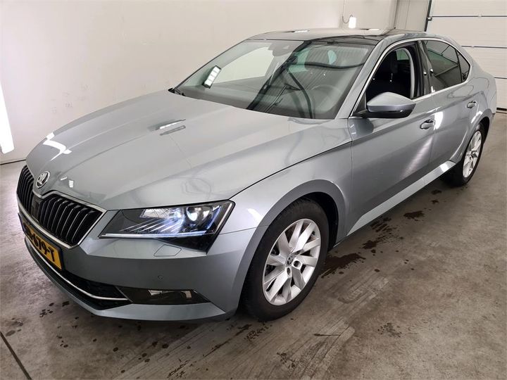 SKODA SUPERB 2018 tmbab9np4j7574716