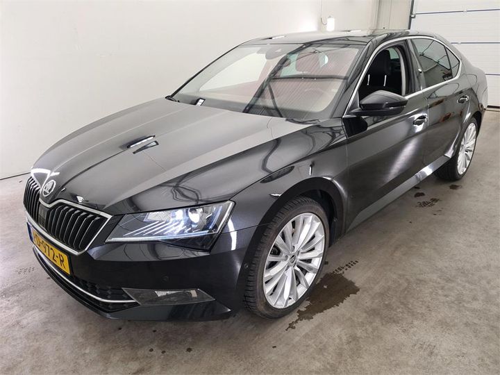 SKODA SUPERB 2017 tmbab9np5h7560950