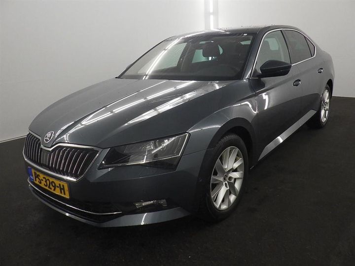 SKODA SUPERB 2018 tmbab9np7h7536455