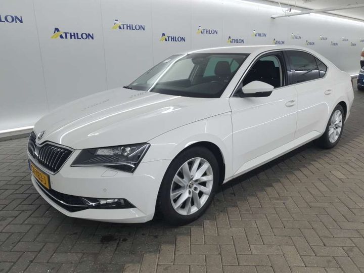 SKODA SUPERB 2018 tmbab9np7j7587329