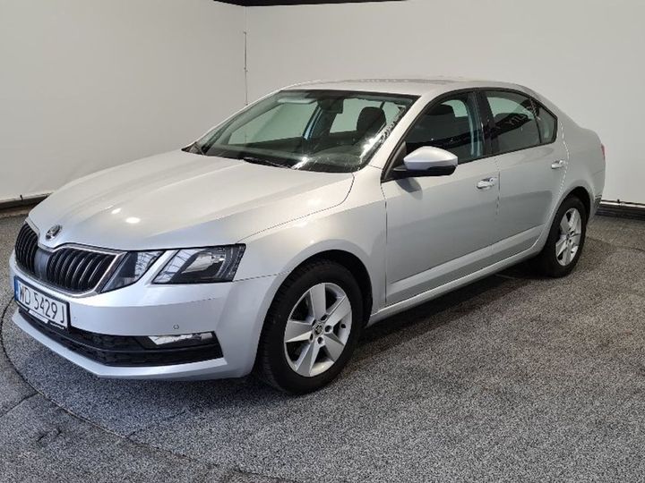 SKODA OCTAVIA 2017 tmbac7ne4j0073303