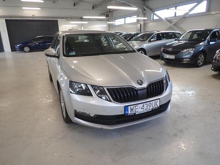 SKODA OCTAVIA 2018 tmbac9ne2j0354723