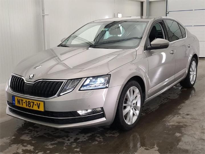 SKODA OCTAVIA 2017 tmbac9ne5j0043979