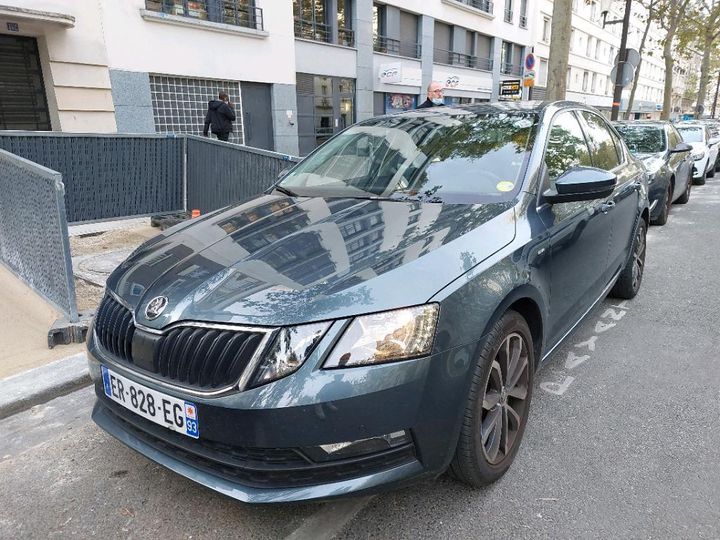 SKODA OCTAVIA 2017 tmbag7ne0j0173211