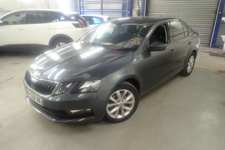 SKODA OCTAVIA 2017 tmbag7ne0j0176402