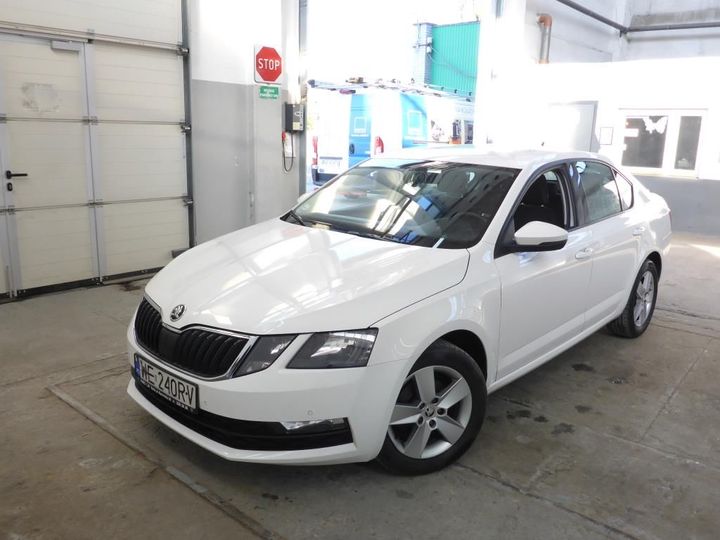 SKODA OCTAVIA 2017 tmbag7ne1j0170706