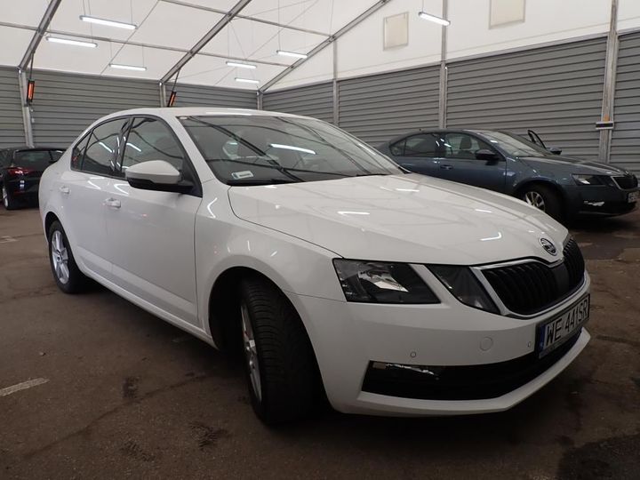 SKODA OCTAVIA 2018 tmbag7ne1j0272104