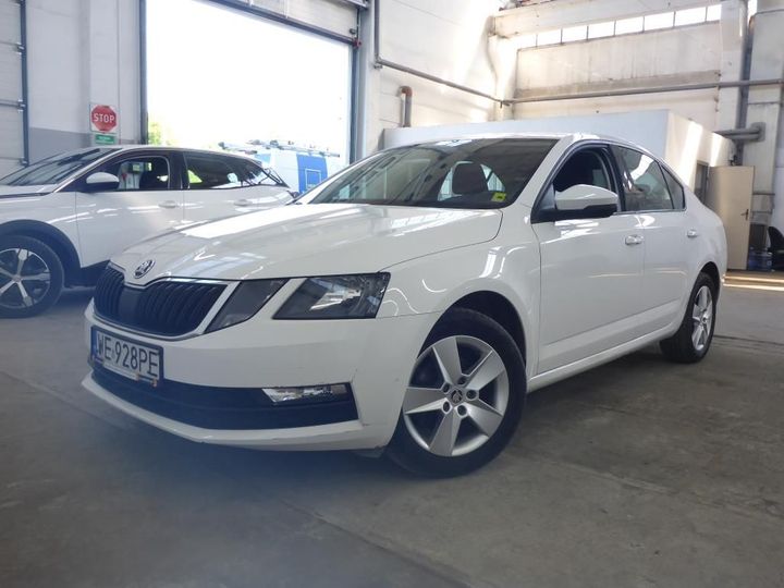 SKODA OCTAVIA 2017 tmbag7ne3j0025487