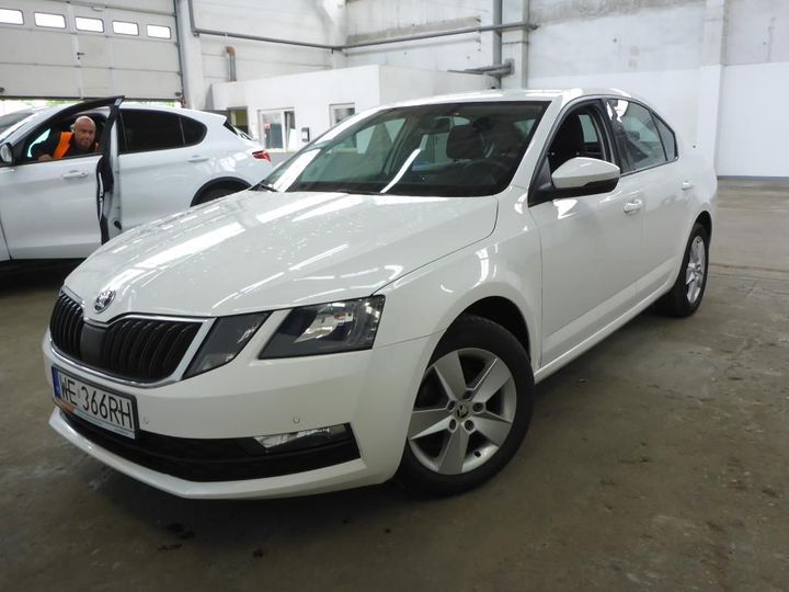 SKODA OCTAVIA 2017 tmbag7ne5j0110590