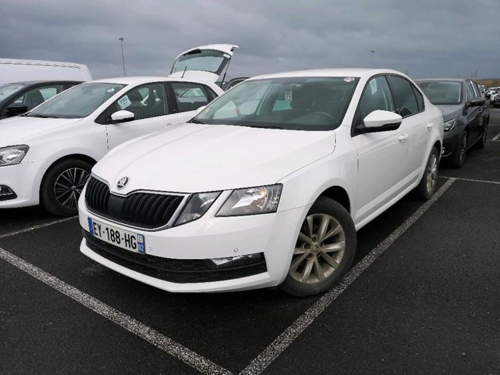 SKODA OCTAVIA 2018 tmbag7ne6j0352305