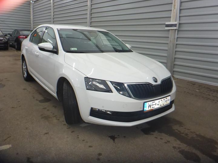 SKODA OCTAVIA 2017 tmbag7ne7j0110896