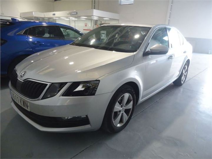 SKODA OCTAVIA 2019 tmbag7ne9k0190333