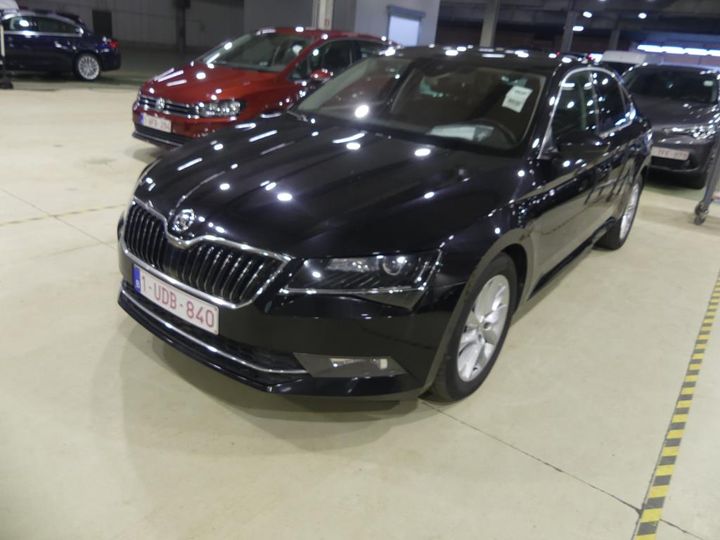 SKODA SUPERB 2018 tmbag7np0j7532114