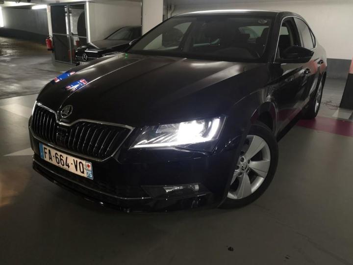 SKODA SUPERB 2018 tmbag7np1j7610576