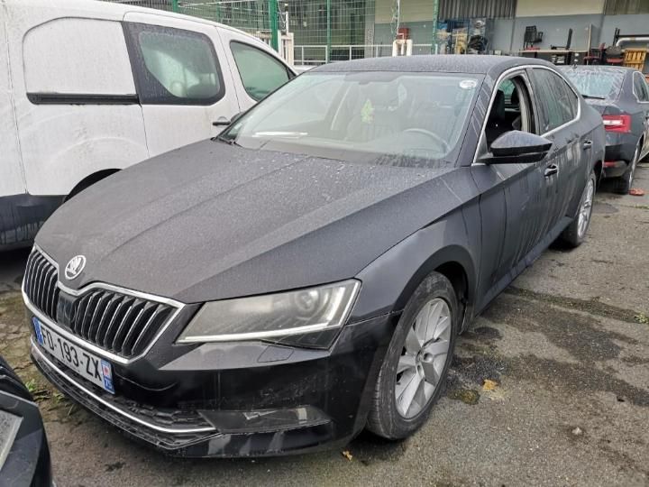 SKODA SUPERB 2019 tmbag7np1j7610870