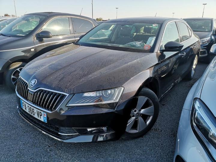 SKODA SUPERB 2018 tmbag7np3j7610479