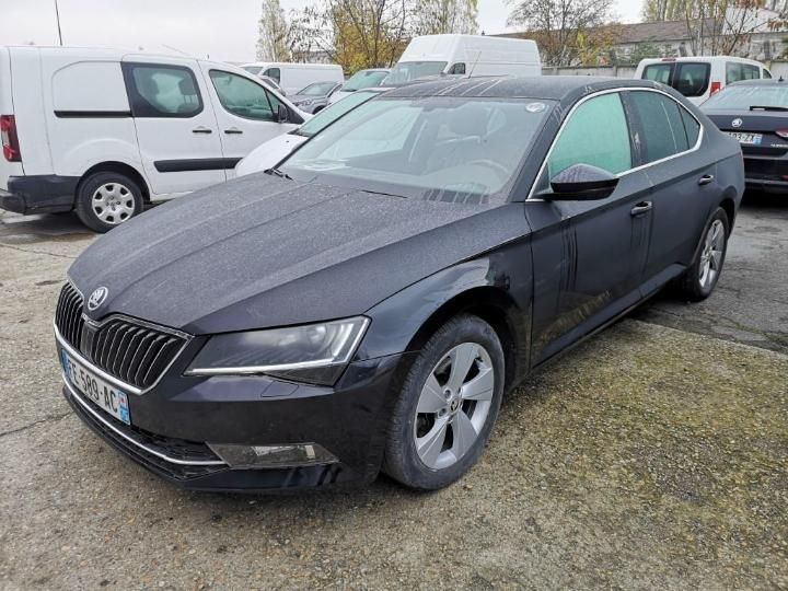 SKODA SUPERB 2019 tmbag7np3j7611471