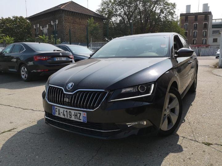 SKODA SUPERB 2018 tmbag7np6j7610623