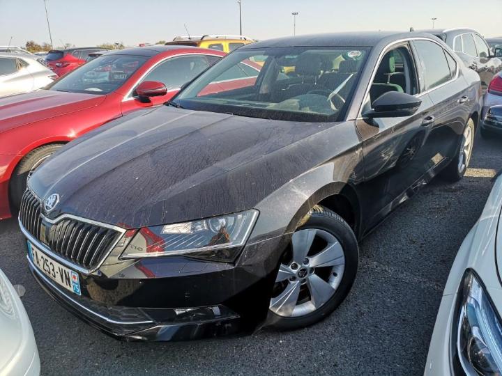 SKODA SUPERB 2018 tmbag7np7j7610601