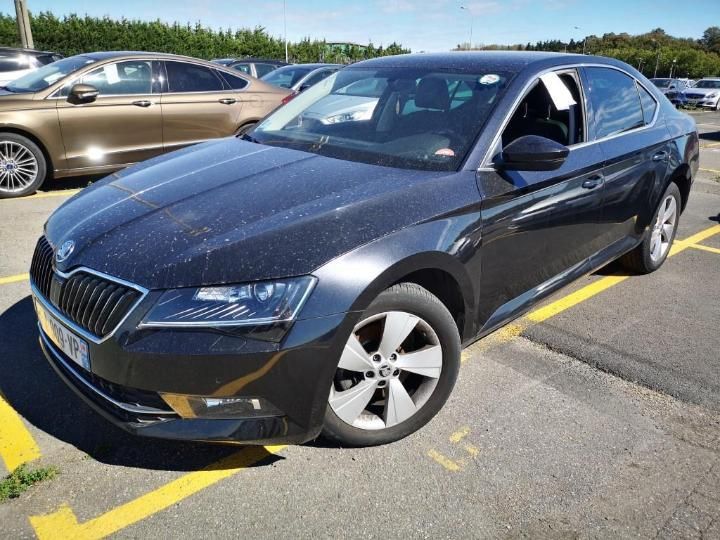 SKODA SUPERB 2018 tmbag7np8j7610803