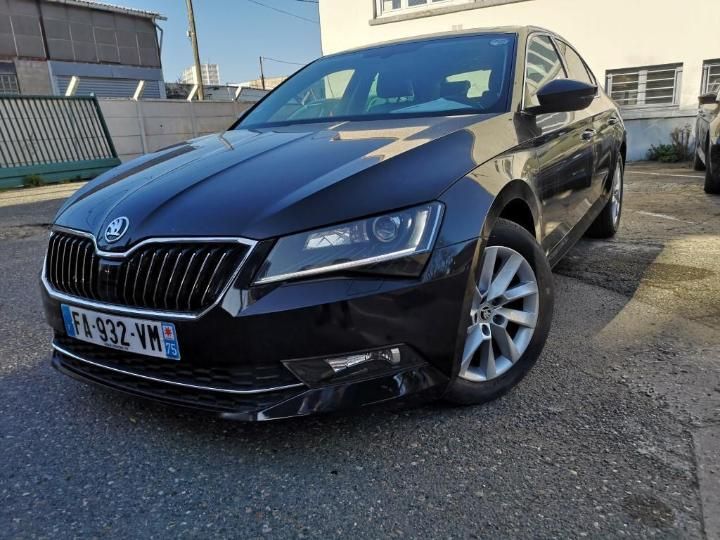 SKODA SUPERB 2018 tmbag7np9j7601219