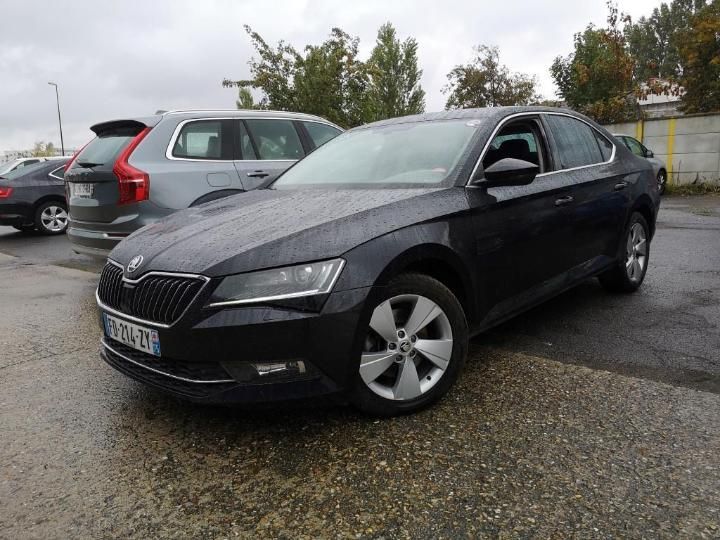 SKODA SUPERB 2019 tmbag7np9j7610177