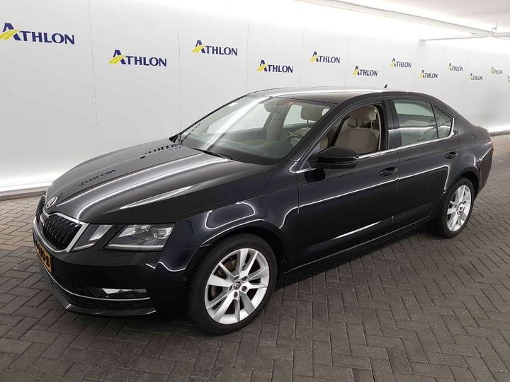 SKODA OCTAVIA 2017 tmbag9ne0j0132766