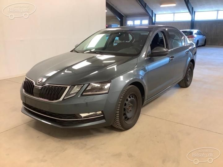 SKODA OCTAVIA 2017 tmbag9ne0j0177464