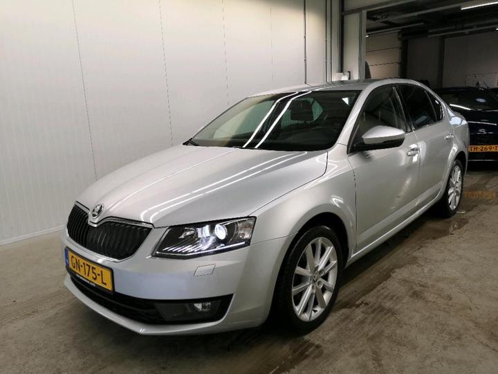 SKODA OCTAVIA 2016 tmbag9ne1f0232270