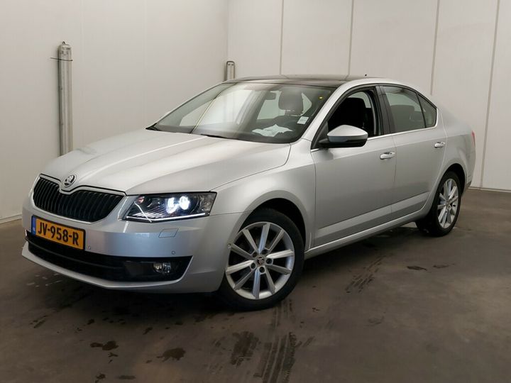 SKODA OCTAVIA 2016 tmbag9ne1h0010766