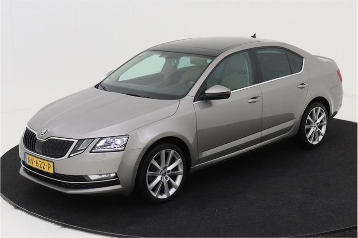 SKODA OCTAVIA 2017 tmbag9ne1j0045958