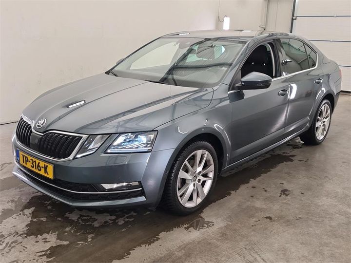 SKODA OCTAVIA 2018 tmbag9ne1k0026036