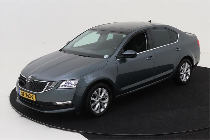 SKODA OCTAVIA 2018 tmbag9ne2j0295158