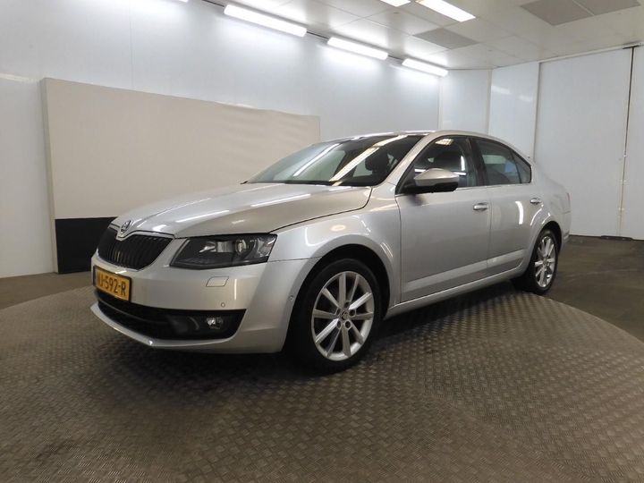 SKODA OCTAVIA 2017 tmbag9ne3h0174486