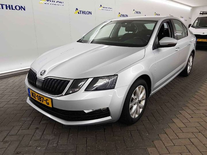 SKODA OCTAVIA 2017 tmbag9ne3j0062356