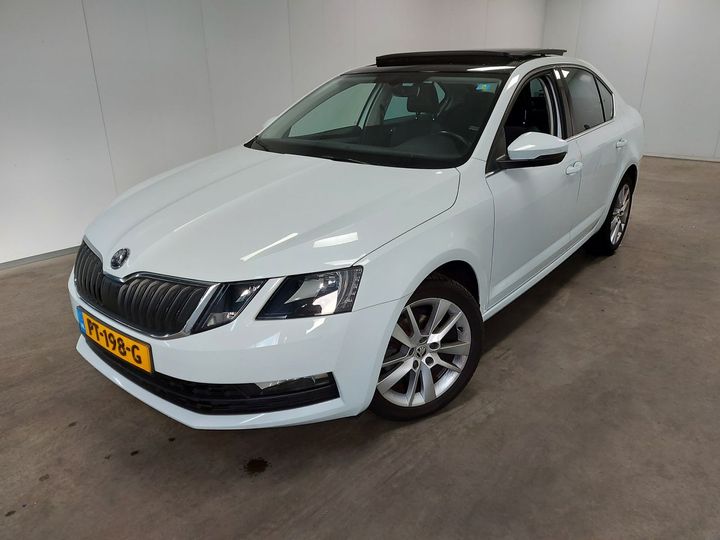 SKODA OCTAVIA 2017 tmbag9ne3j0140201