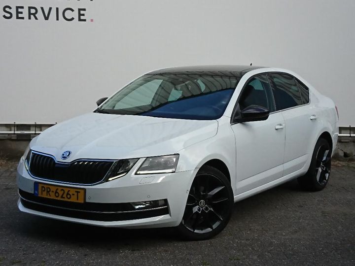 SKODA OCTAVIA 2017 tmbag9ne4j0129546