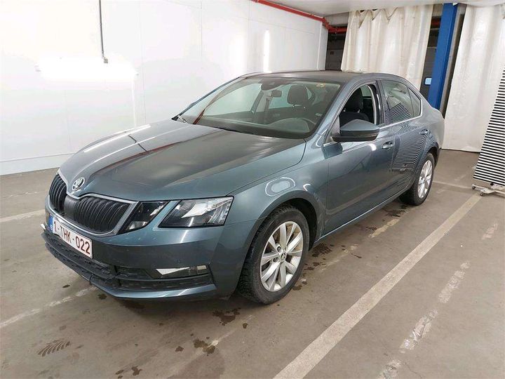 SKODA OCTAVIA 2017 tmbag9ne4j0157816